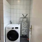 Casa Mia - Helios Klinik - Hbf - Zentrum - Parken - Messe 20 Min Apartman