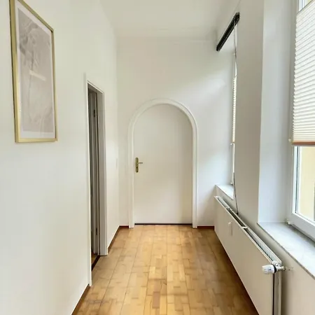 Casa Mia - Helios Klinik - Hbf - Zentrum - Parken - Messe 20 Min Appartement *