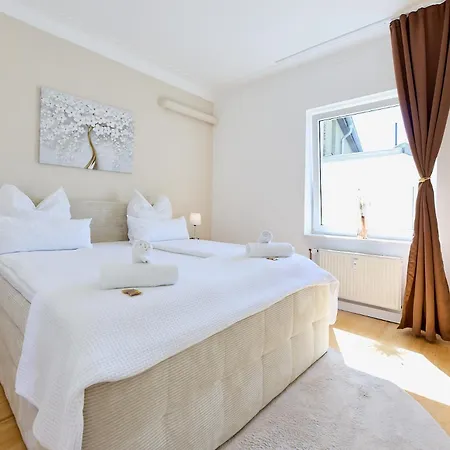 Casa Mia - Helios Klinik - Hbf - Zentrum - Parken - Messe 20 Min Krefeld