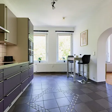 Casa Mia - Helios Klinik - Hbf - Zentrum - Parken - Messe 20 Min *