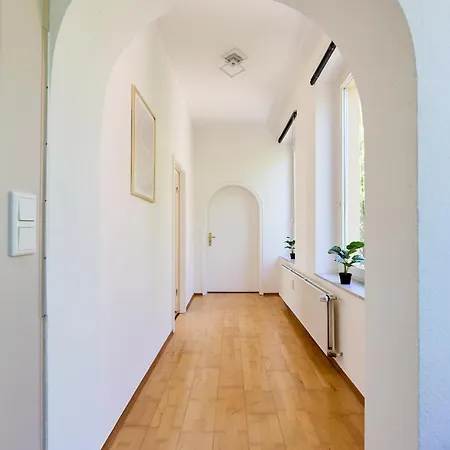Casa Mia - Helios Klinik - Hbf - Zentrum - Parken - Messe 20 Min